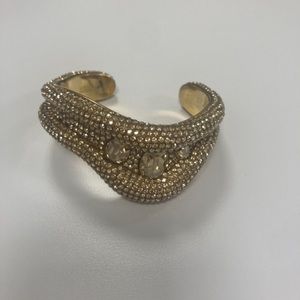 Bracelet cuff